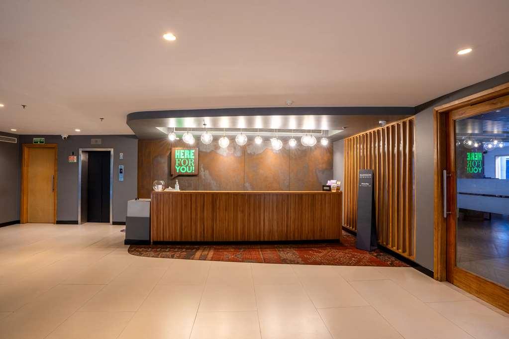 Park Inn By Radisson New Delhi Lajpat Nagar Interior photo