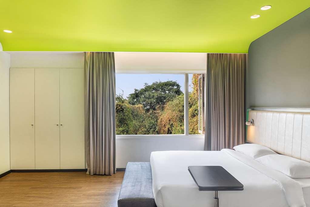 Park Inn By Radisson New Delhi Lajpat Nagar Room photo